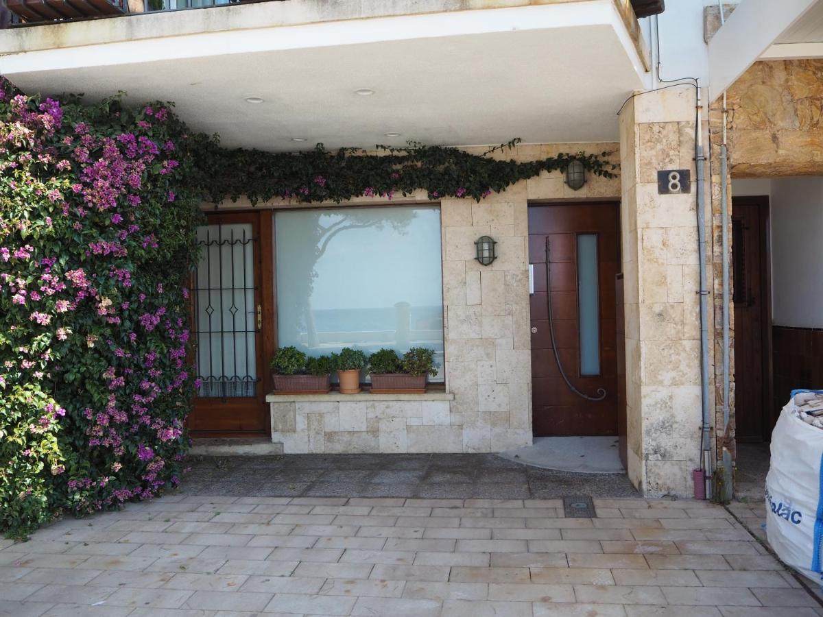Apartament Modern A Llafranc, Davant La Platjaアパートメント エクステリア 写真